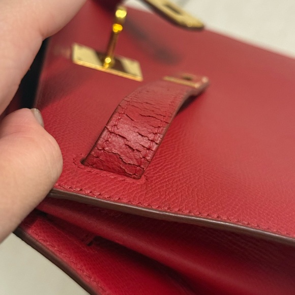 SOLD - HERMES Red Epsom Kelly 28 GHW - Picture 14 of 16